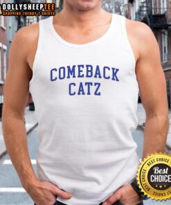 Stylish Top Comeback Catz tank top featuring a playful cat graphic, perfect for casual summer outfits.