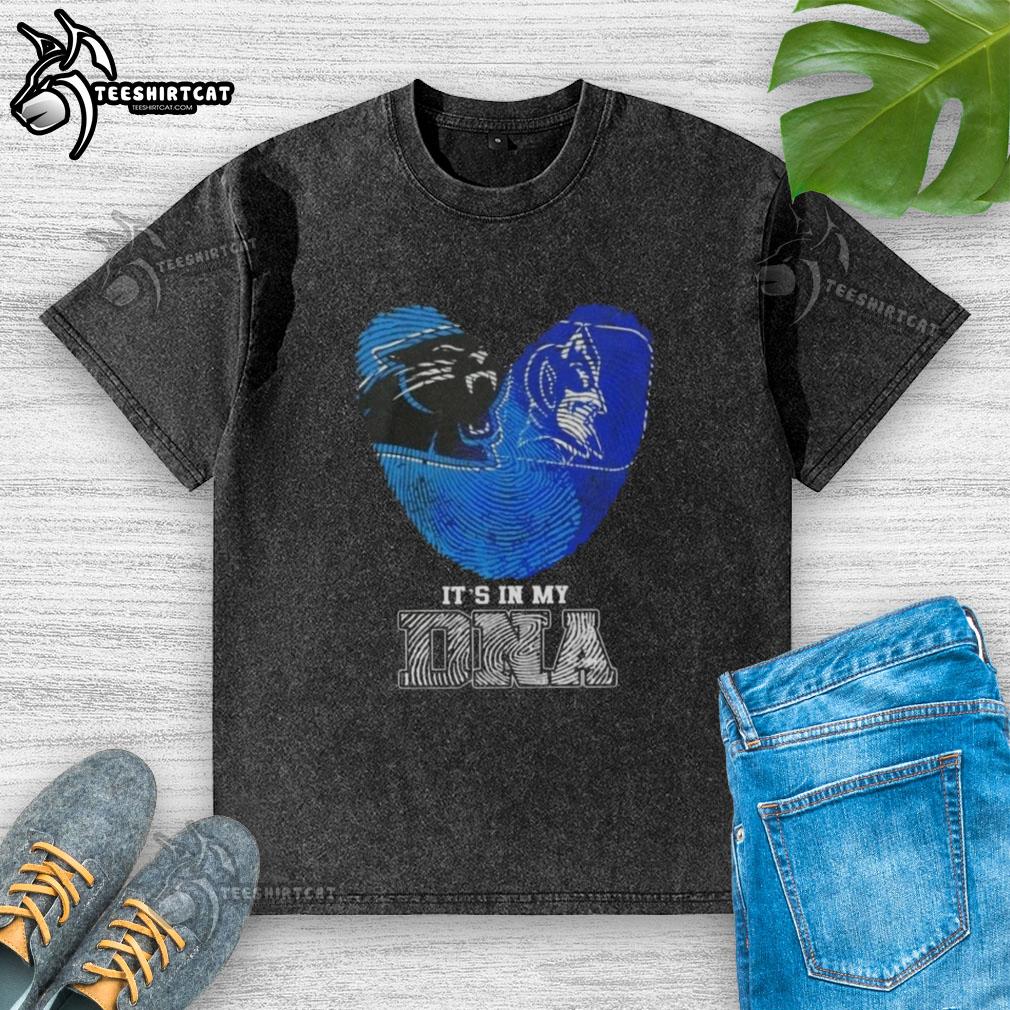 top-fingerprints-carolina-x-duke-blue-devils-its-in-my-dna-washed-t-shirt Top Fingerprints Carolina X Duke Blue Devils It's In My DNA washed t-shirt featuring vibrant team colors and a unique design.