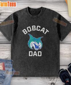 Alt Text: GCSU Bobcats arched dad logo washed t-shirt, perfect for fans of Georgia College and casual wear.