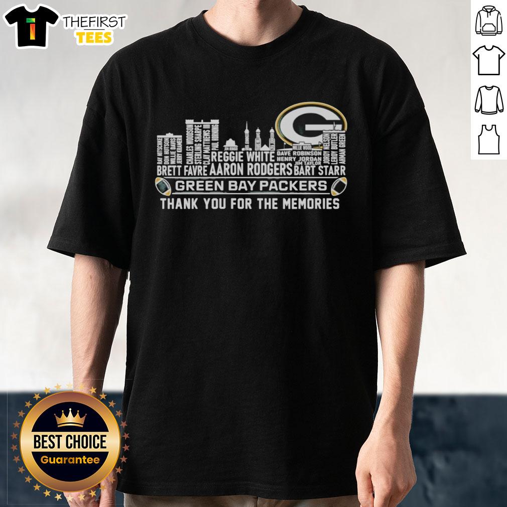 top-green-bay-packers-thank-you-for-the-memories-city-skyline-t-shirt Top Green Bay Packers Thank You For The Memories City Skyline T-Shirt featuring iconic Green Bay skyline and team colors.