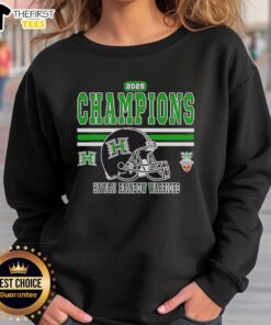 Top Hawaii Rainbow Warriors 2025 Hawaii Bowl Champions sweatshirt in vibrant colors, perfect for fans celebrating victory.