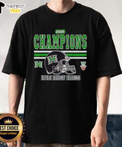 Top Hawaii Rainbow Warriors 2025 Hawai'I Bowl Champions T-Shirt featuring team colors and logo, perfect for fans.