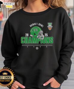 2025 Hawaii Rainbow Warriors NCAA Football Hawaii Bowl Champions sweatshirt in green with team logo.