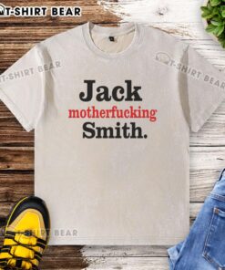 Top Jack Motherfucking Smith washed t-shirt featuring a stylish design and comfortable fit for casual wear.
