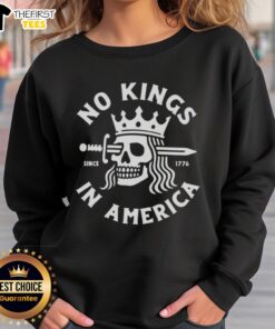 Top No Kings in America Skull Sweatshirt featuring a bold skull graphic and stylish design for casual wear.