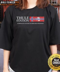 Top Norwegian flag design on a Thule Station tee, highlighting the Norwegian Antarctic Research Program for women.