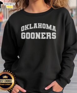 Top Oklahoma Gooners sweatshirt featuring a stylish design, perfect for Arsenal fans in Oklahoma.