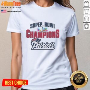 New England Patriots ladies tee featuring 'Super Bowl Champions' design, perfect for football fans and game day attire.