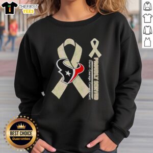 Alt Text: Top Houston Texans sweatshirt featuring the words 'Honor, Courage, Commitment' for proud fans and supporters.