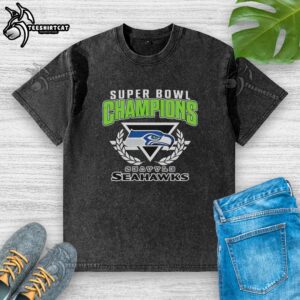 Alt Text: Top Seattle Seahawks Super Bowl XLVIII Champions logo center washed T-shirt showcasing team pride and victory.