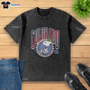 Top Peanuts Snoopy X Colorado Rapids washed t-shirt featuring a fun Snoopy graphic, perfect for fans and casual wear.