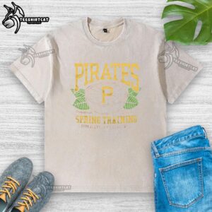 Premium Pittsburgh Pirates Grapefruit League washed t-shirt featuring team logo and soft fabric for ultimate comfort.