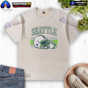 Top Varsity Style Seattle Football Washed T-Shirt featuring a vintage design and bold team colors for casual fans.