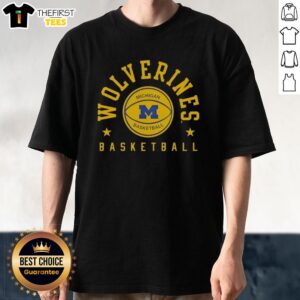 Awesome Valiant University of Michigan Basketball Retro Stars T-Shirt featuring vintage graphics and vibrant colors.