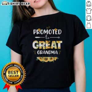 Top Promoted to Great Grandma Flower Ladies Tee featuring a vibrant floral design perfect for proud grandmothers.