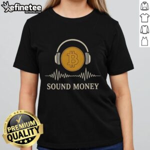 Alt Text: Ladies tee featuring 'Nice Sound Money Bitcoin' design with headphones, perfect for cryptocurrency enthusiasts.