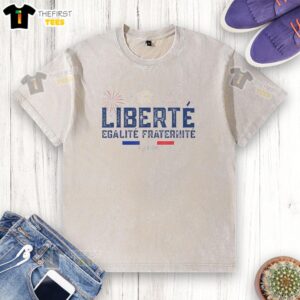 Hot Libert galit Fraternit 1789 France flag washed t-shirt showcasing a vintage design and patriotic colors.