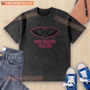 Alt Text: Premium New Orleans Pelicans Highlight Reel Washed T-Shirt featuring team logo and vibrant colors for fans.