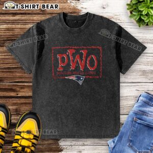Pretty NWO x New England Patriots washed t-shirt featuring bold graphics and a comfortable fit for fans.