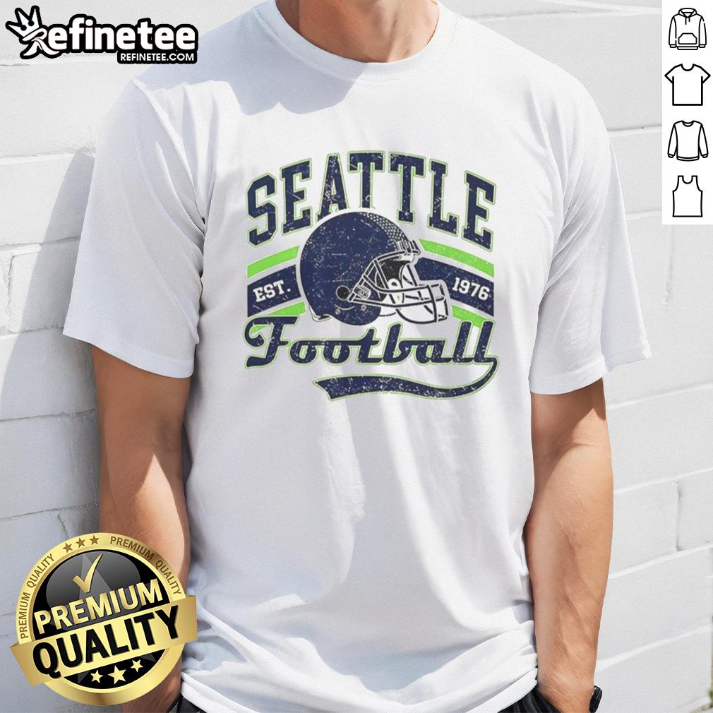 good-seattle-seahawks-super-bowl-lx-helmet-est-1976-retro-t-shirt-1 Retro Seattle Seahawks Super Bowl LX helmet T-shirt, established 1976, perfect for fans celebrating team history.