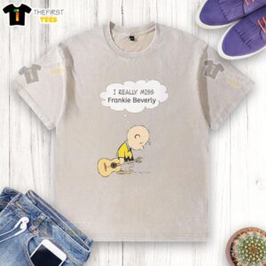 Top Charlie Brown I Really Miss Frankie Beverly washed t-shirt featuring a vintage graphic design and soft fabric.