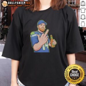 Awesome cartoon of Sam Darnold giving the middle finger on a ladies tee, perfect for football fans and humor lovers.
