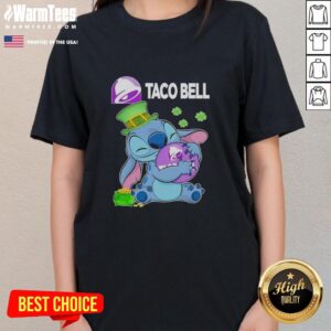 Cute Stitch Hug The Taco Bell Logo Happy Patrick's Day T-Shirt - Image 3
