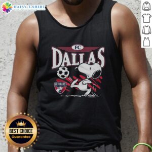 Pretty Peanuts Snoopy x FC Dallas tank top featuring Snoopy in team colors, perfect for fans and summer wear.