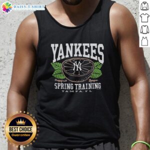 Good New York Yankees Grapefruit League tank top featuring team logo and vibrant colors, perfect for baseball fans.
