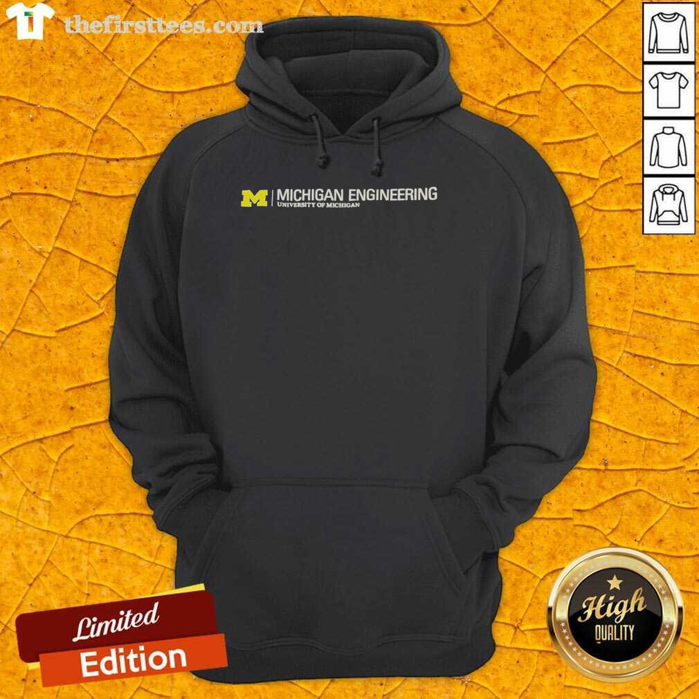official-michigan-engineering-university-of-michigan-wolverines-hoodie Alt Text: Official Michigan Engineering University of Michigan Wolverines hoodie in navy blue, featuring the school logo prominently.