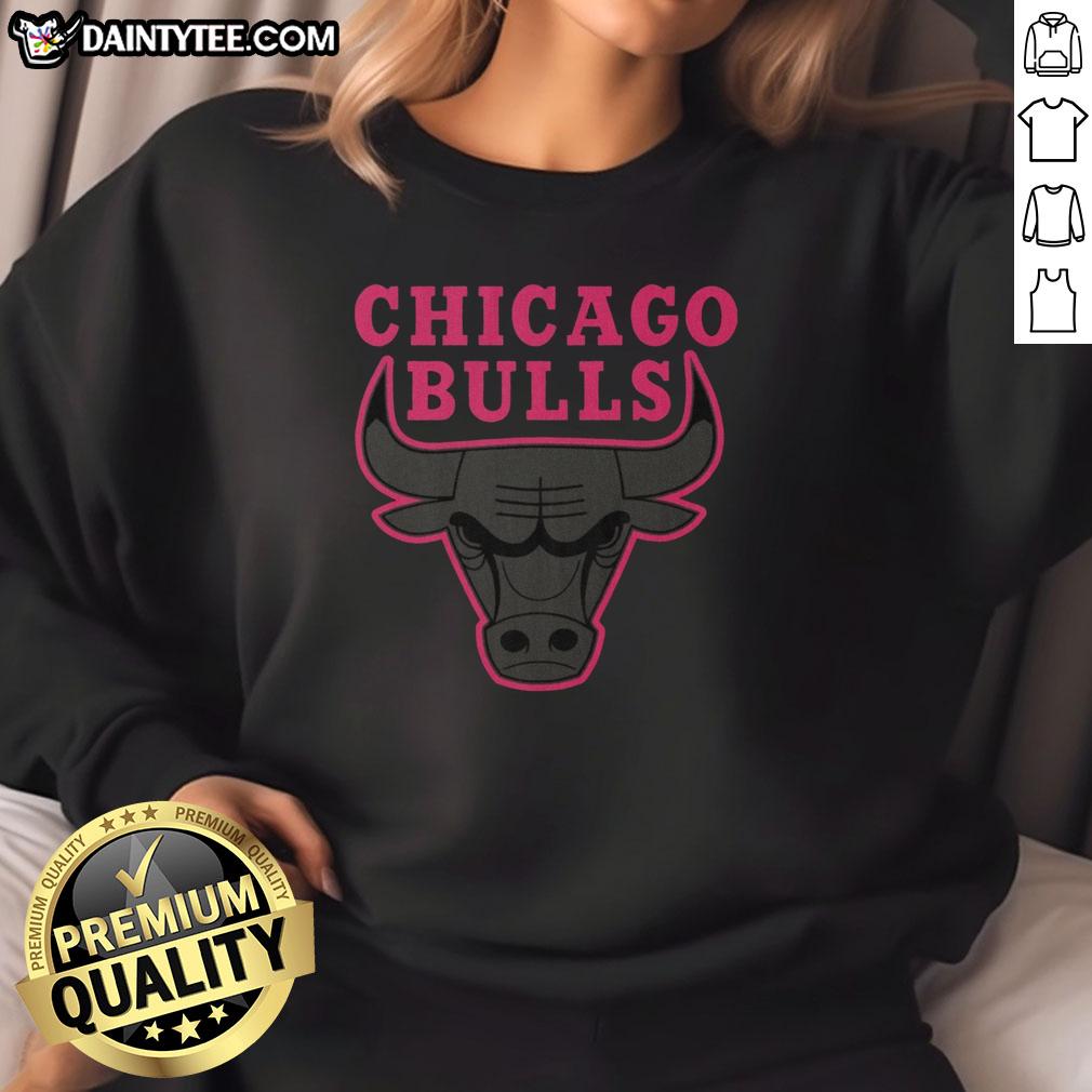 premium-chicago-bulls-highlight-reel-sweatshirt Premium Chicago Bulls Highlight Reel Sweatshirt featuring vibrant team graphics and comfortable fit for fans.