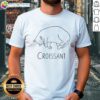 Premium Croissant T-Shirt featuring a stylish croissant graphic for food lovers and fashion enthusiasts.