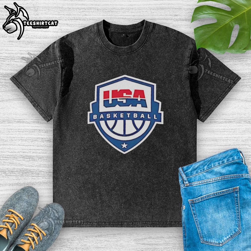 premium-usa-basketball-shield-logo-washed-t-shirt Premium USA Basketball Shield Logo Washed T-Shirt in gray, featuring a stylish logo for basketball enthusiasts.