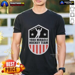 Alt Text: Vintage USA Hockey Team T-Shirt featuring the iconic 1980 Miracle Hockey Team, perfect for sports fans and collectors.