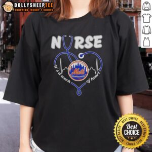 New York Mets MLB Nurse tee featuring a stethoscope, perfect for fans and healthcare workers who love baseball.