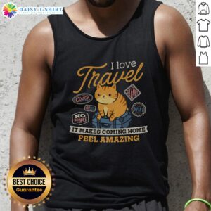 Hot I Love Travel tank top featuring a stylish design, perfect for expressing your wanderlust and love for adventures.