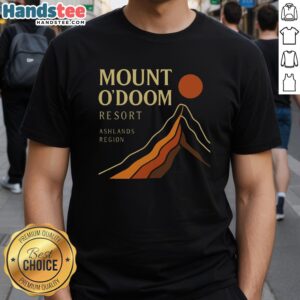 Nice Mount O'Doom Resort T-Shirt featuring Ashlands Region design, perfect for adventure and fantasy enthusiasts.