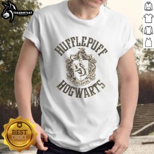 Stylish Hufflepuff crest T-shirt featuring a bold design, perfect for fans of Harry Potter and house pride.