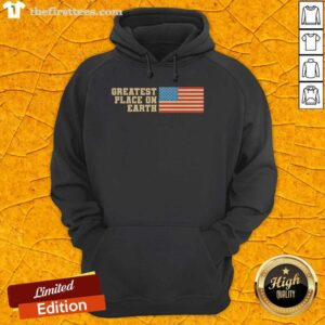 Stylish retro hoodie featuring the American flag, perfect for showcasing patriotism and comfort in everyday wear.