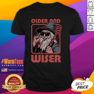 Colorful pop art design of a funny old wise wizard on a T-shirt, perfect for quirky fashion and wizard enthusiasts.