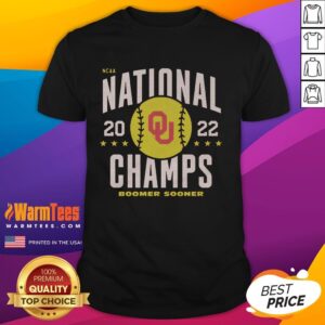 Vintage 2022 Oklahoma Softball National Champs T-shirt showcasing team pride with classic design and vibrant colors.