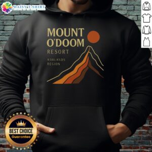 Cozy Good Mount Odoom Resort hoodie in the Ashlands region, perfect for outdoor adventures and chilly evenings.