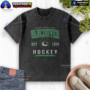 Alt Text: Awesome Vancouver Canucks Hockey Legacy Crest Washed T-Shirt in blue, showcasing team pride and vintage style.
