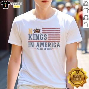 Alt Text: Original No Kings In America March 28 2026 retro t-shirt featuring bold graphics and vintage design elements.