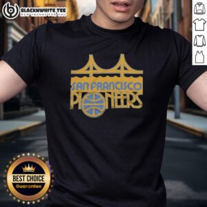 Top San Francisco Pioneers T-Shirt featuring a vintage design, perfect for fans of San Francisco history and culture.