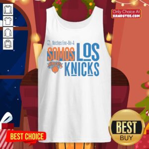 Official New York Knicks Noches Ene Be A Somos Los Knicks tank top featuring vibrant team colors and logo.