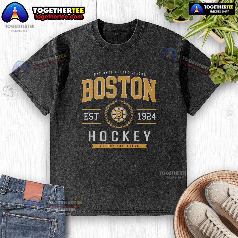 Awesome Boston Bruins Hockey Legacy Crest Washed T Shirt