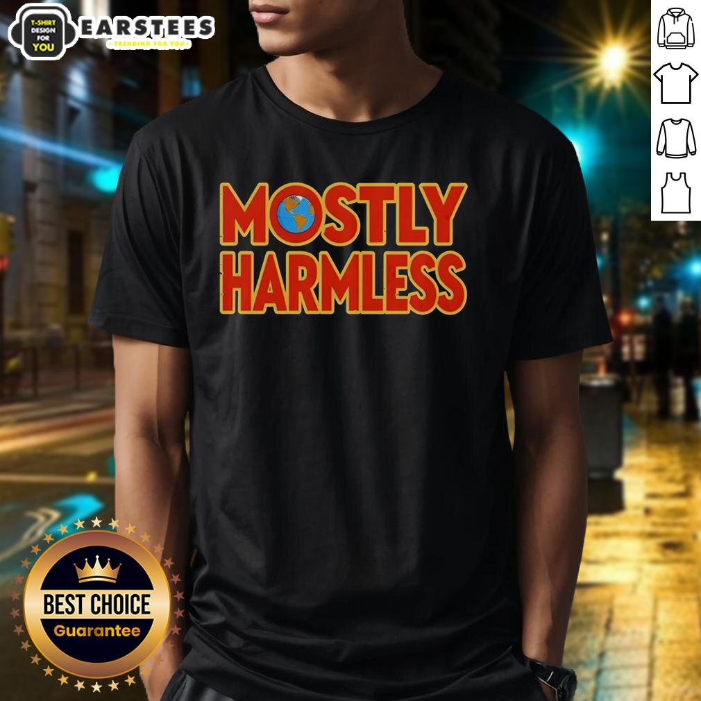 awesome-mostly-harmless-douglas-adams-hitchhikers-guide-to-the-galaxy-series-1992-t-shirt Alt Text: Awesome Mostly Harmless Douglas Adams Hitchhiker's Guide to the Galaxy 1992 T-shirt featuring iconic sci-fi design.
