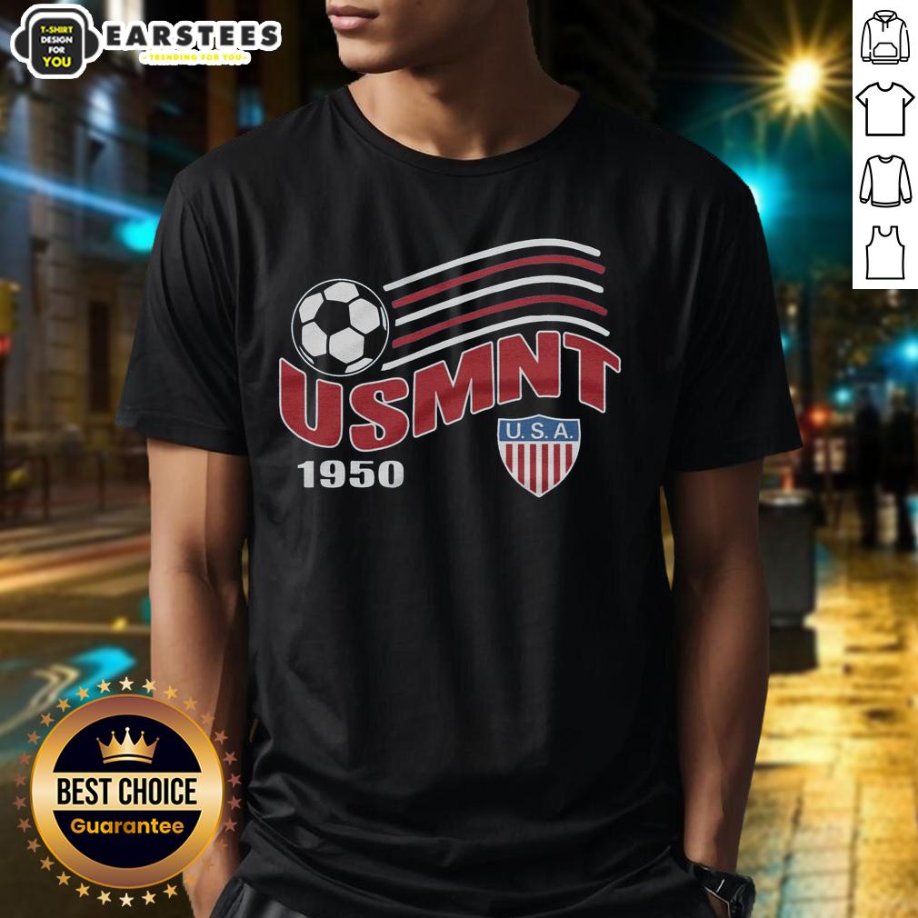 awesome-usmnt-1950-crest-flag-t-shirt Awesome USMNT 1950 Crest Flag T-Shirt featuring vintage soccer design and patriotic colors for fans of American football.