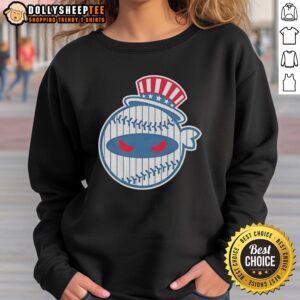 Good Pitching Ninja New York Yankees sweatshirt featuring a stylish design, perfect for fans and baseball enthusiasts.
